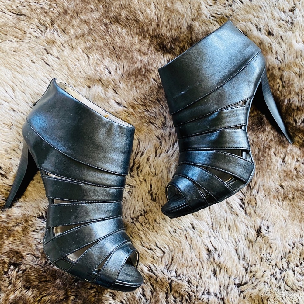 Mossimo x Target Booties Sz 7 - Picture 6 of 7